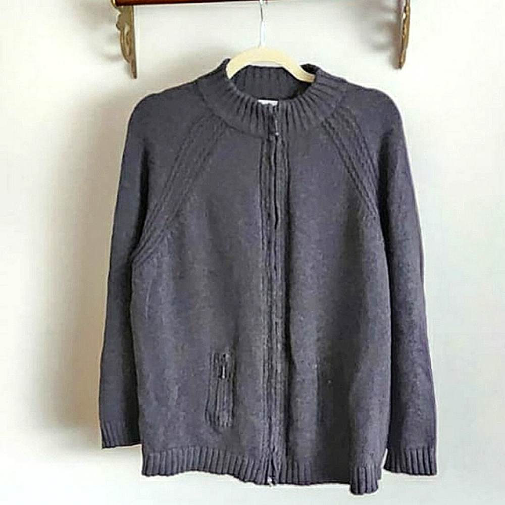 Hasting & Smith Women Zip up Sweater